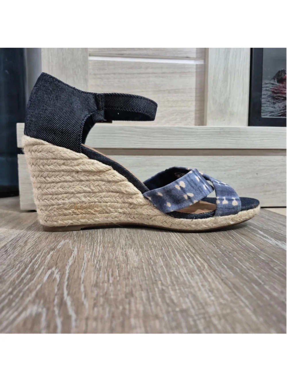 Women's TOMS Blue Denim Espadrille Wedge Sandals 7.5